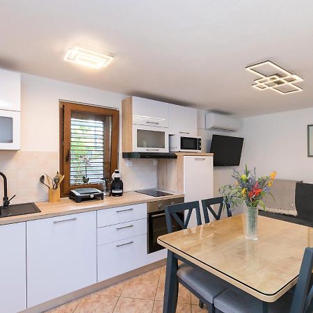 Apartman Lavanda New 2021 ポレッチ エクステリア 写真