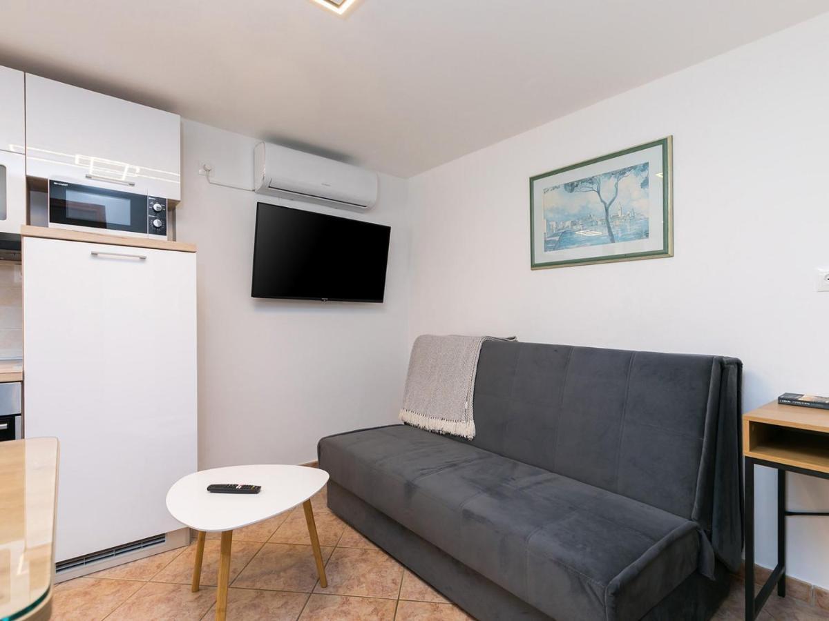 Apartman Lavanda New 2021 ポレッチ エクステリア 写真